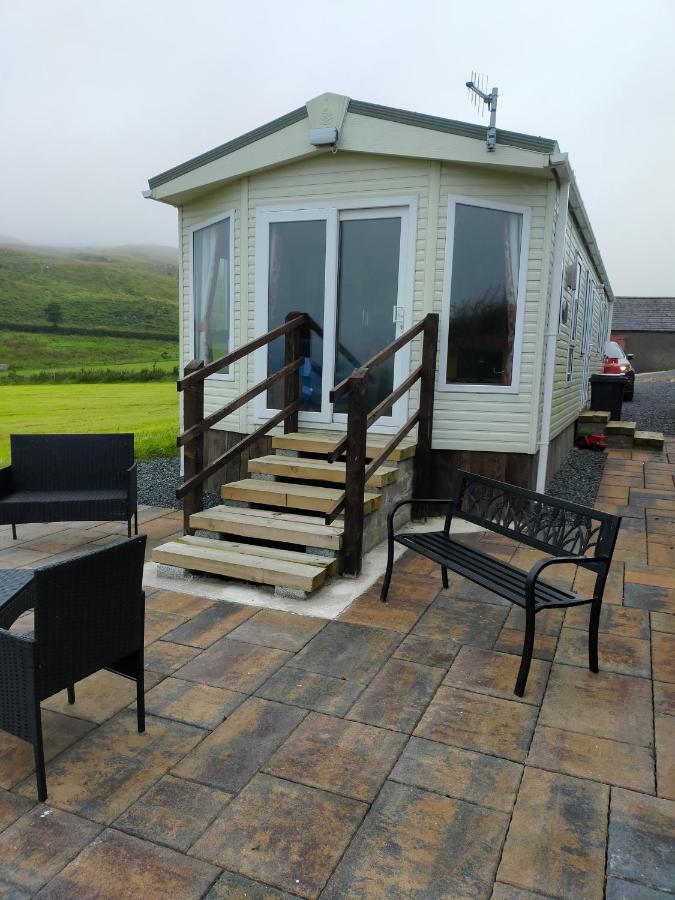 Slieve Croob Cosy Caravan Finnis Экстерьер фото